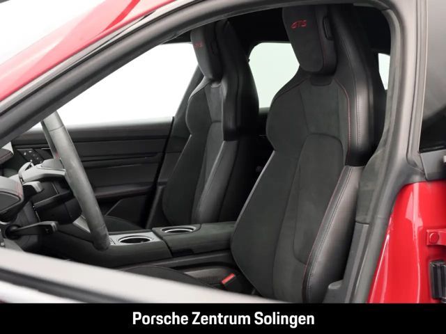 Porsche Taycan GTS Sport Turismo