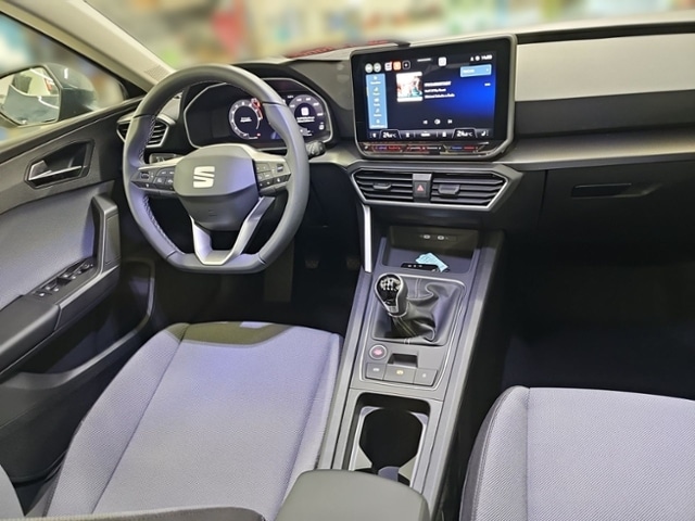 Seat Leon 1,5 LED P-ASSIST RFK SHZ ACC F-LINK