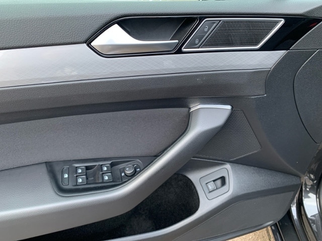 Volkswagen Passat 2.0 TDI Business DSG Variant