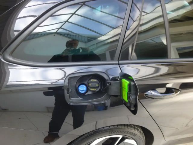 Skoda Octavia 2.0 TDI Combi Sportline