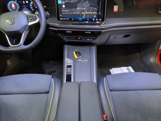 Volkswagen Passat 1.5 eTSI Business DSG