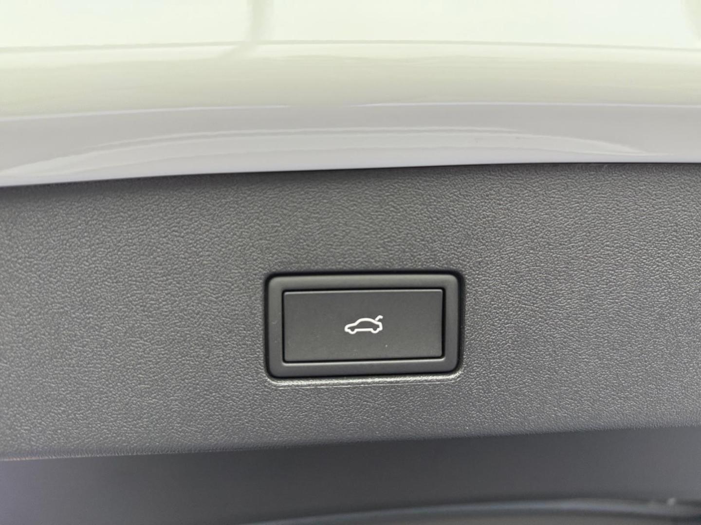 Volkswagen Tayron IQ.Drive R-Line eHybrid