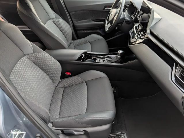 Toyota C-HR Hybride Team D