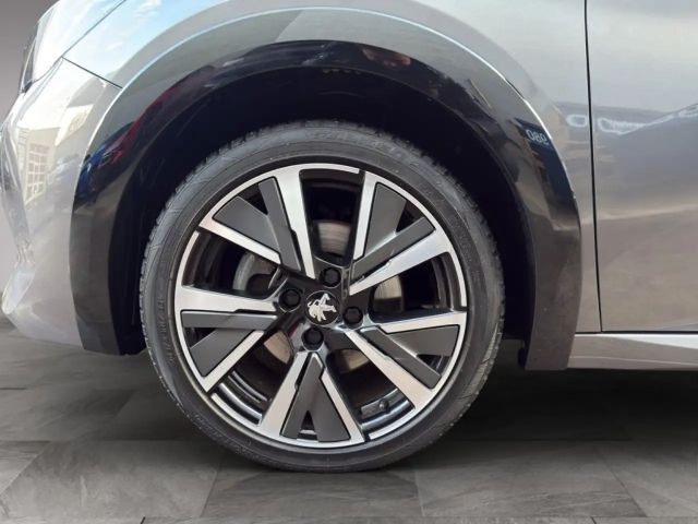 Peugeot 208 EAT8 GT-Line