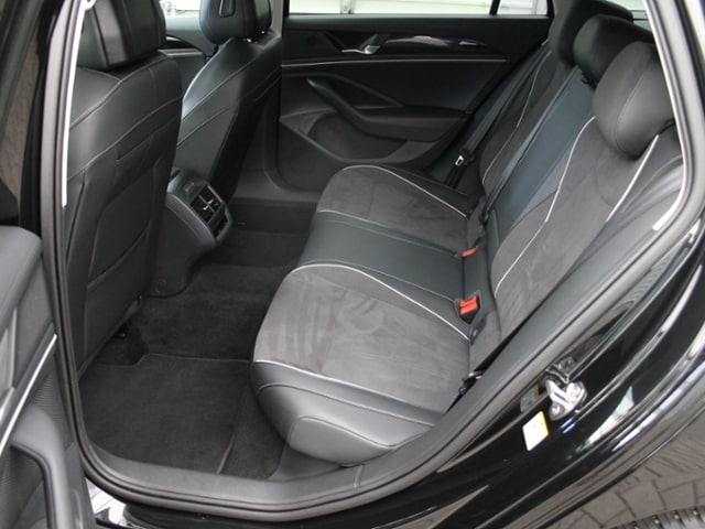 Volkswagen Passat 1.5 eTSI DSG Variant