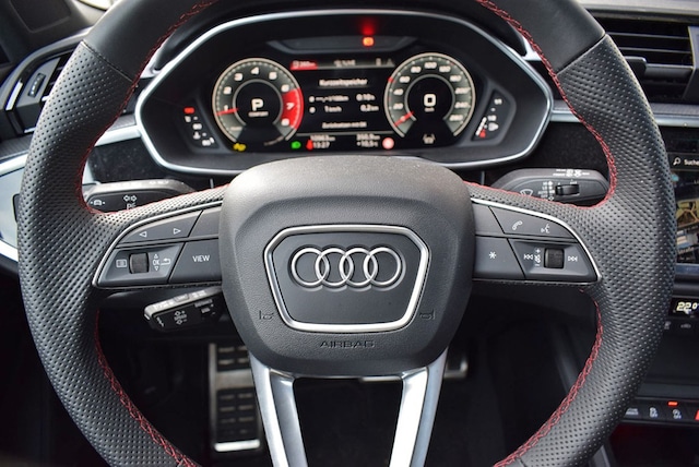 Audi Q3 40 TFSI Quattro S-Line S-Tronic