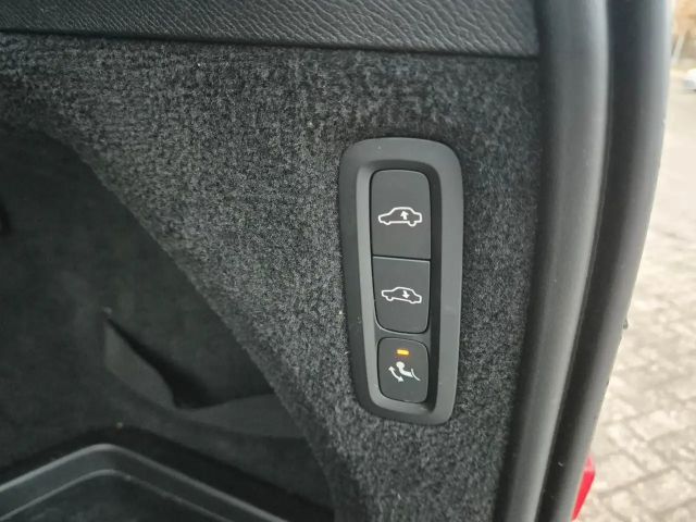 Volvo XC90 AWD R-Design