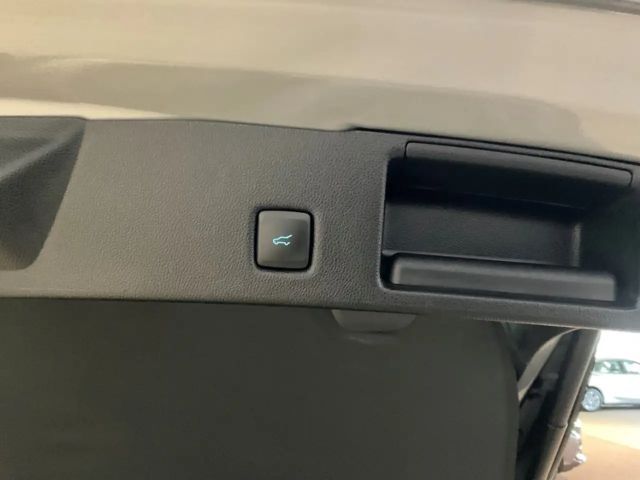 Ford Kuga Plug in Hybrid Titanium