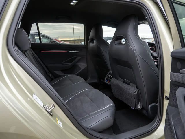 Skoda Superb 2.0 TSI Combi Sportline