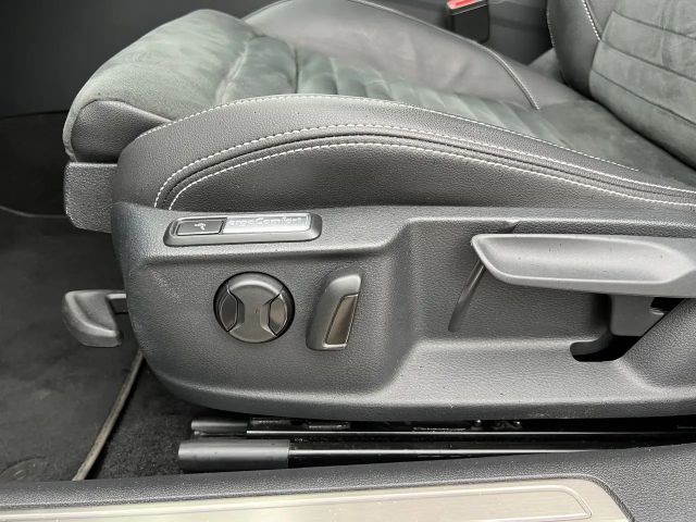 Volkswagen Passat DSG GTE Variant