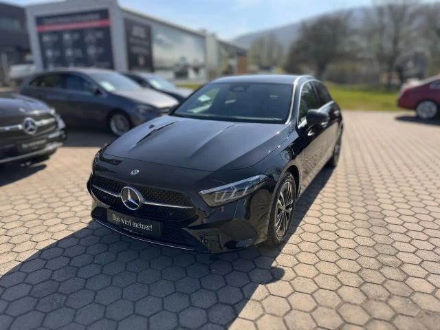 Mercedes-Benz A 200 Progressive