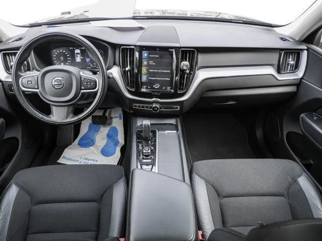 Volvo XC60 AWD Momentum