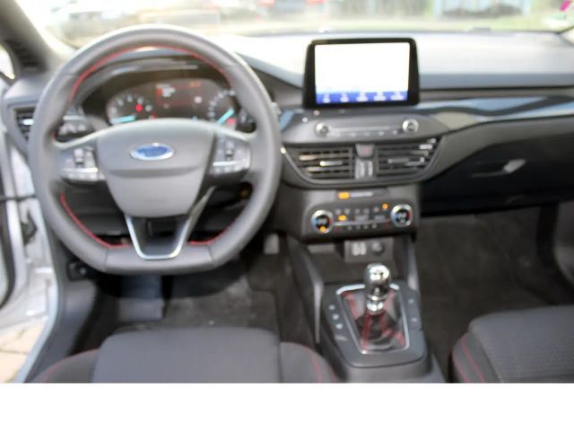 Ford Focus ST Line Wagon