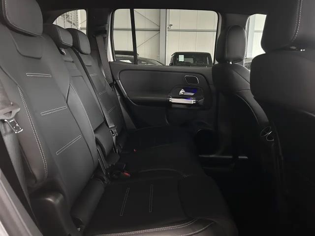 Mercedes-Benz GLB 250 4MATIC AMG Line Premium