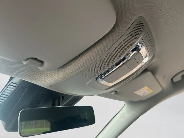 Mercedes-Benz GLA 200 Progressive