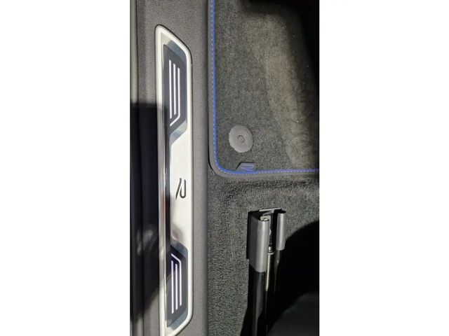 Volkswagen Touareg 4Motion R-Line eHybrid