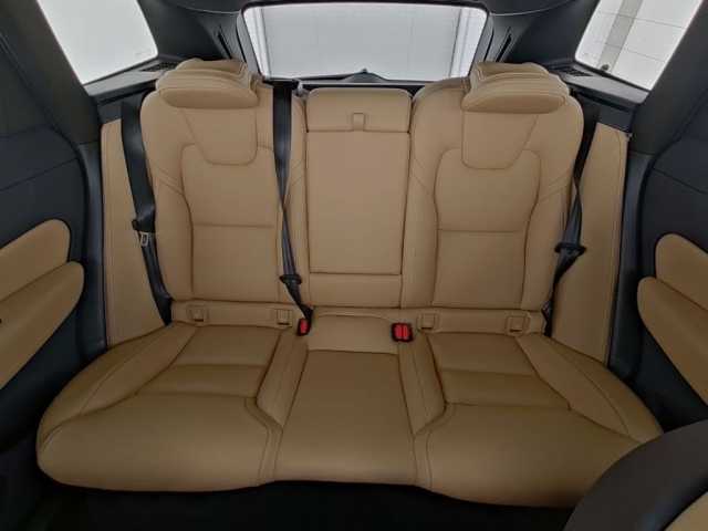 Volvo XC60 AWD Dark Plus T6