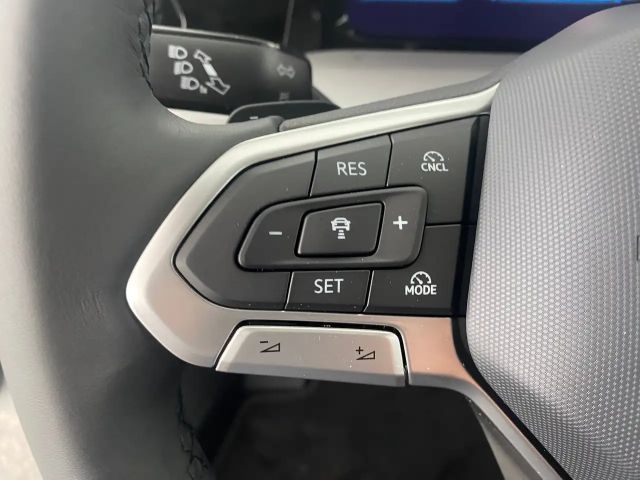 Volkswagen Golf Business DSG Variant