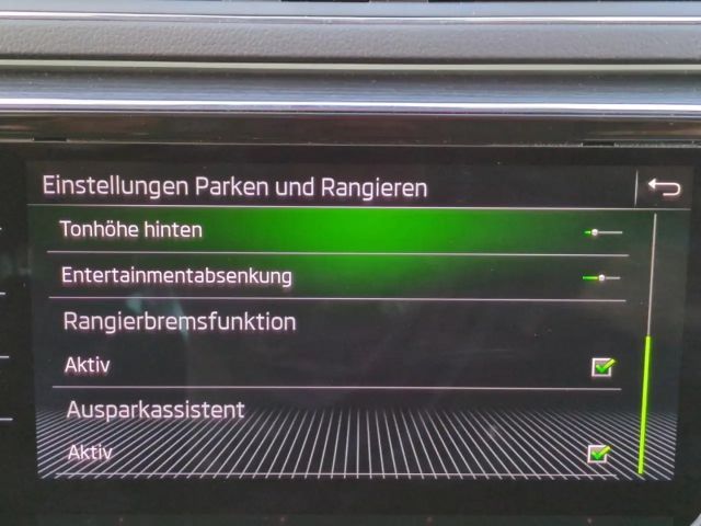 Skoda Superb 2.0 TSI Combi Style Style