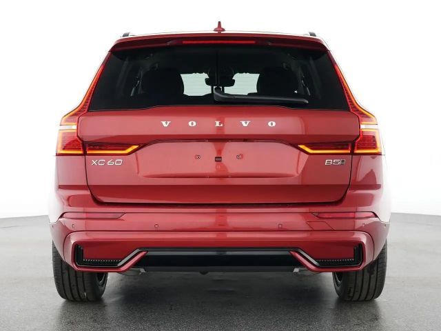 Volvo XC60 AWD Dark Plus