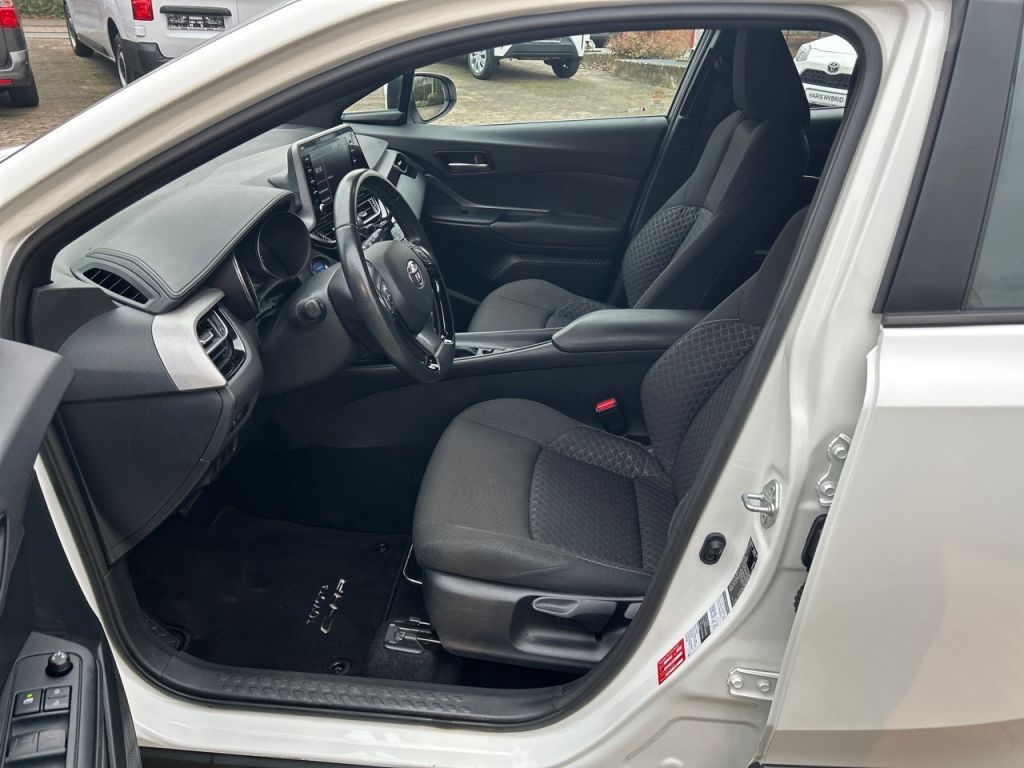 Toyota C-HR 5-deurs Flow