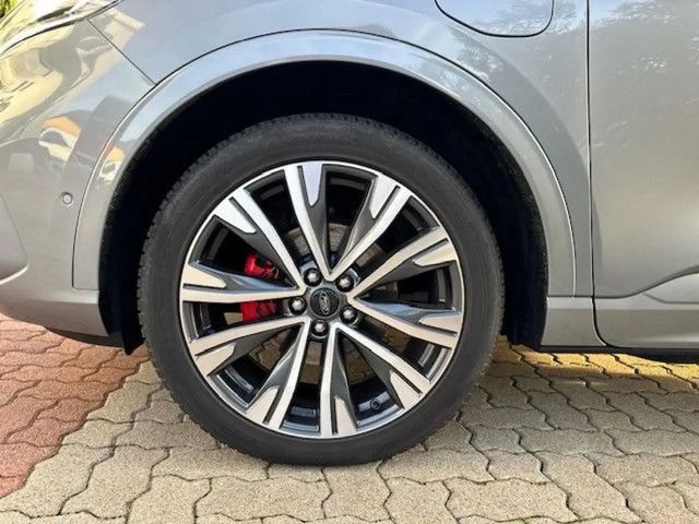 Ford Kuga Plug in Hybrid ST Line X