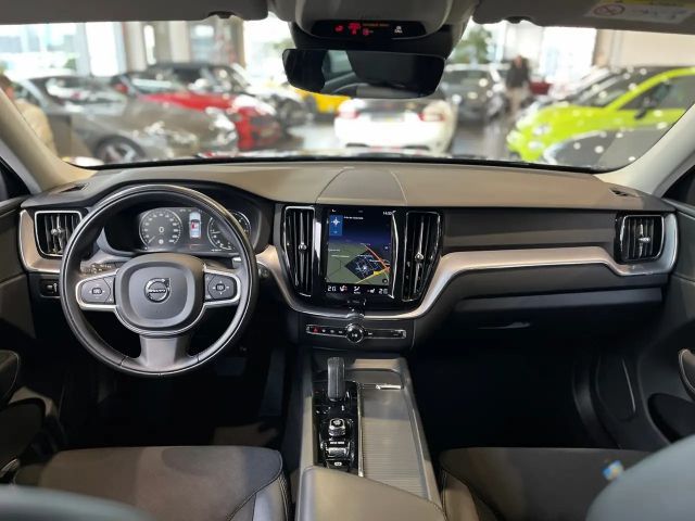 Volvo XC60 Momentum