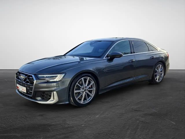 Audi S6 Quattro Sedan