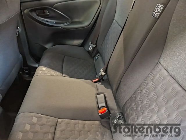 Toyota Yaris Hatchback Hybride Team D