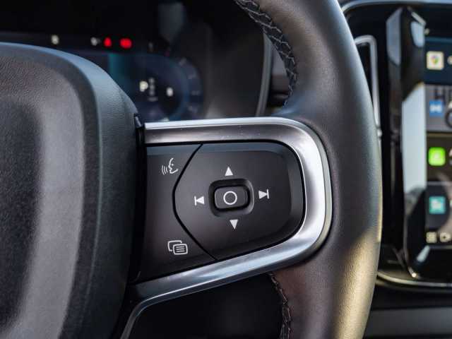 Volvo XC40 Dark Plus