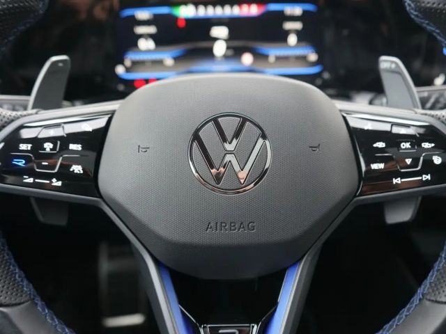 Volkswagen Golf 2.0 TSI Golf VIII