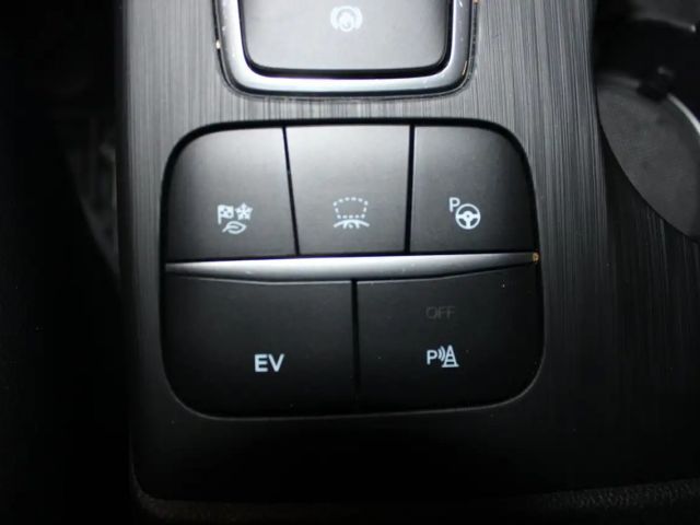 Ford Kuga Plug in Hybrid Titanium X