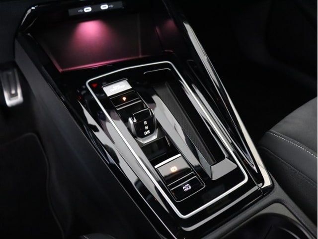 Volkswagen Golf 1.5 eTSI DSG Golf VIII