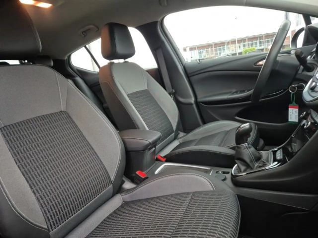 Opel Astra Elegance Turbo