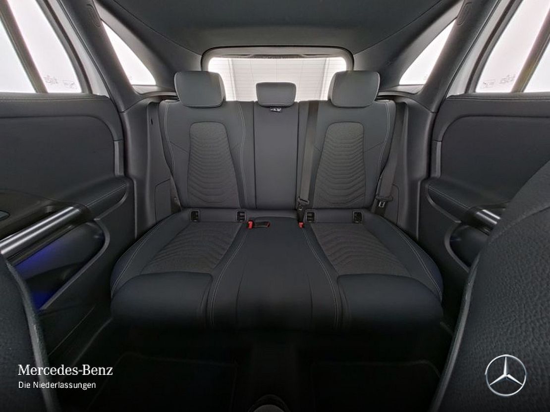 Mercedes-Benz GLA 180 GLA 180