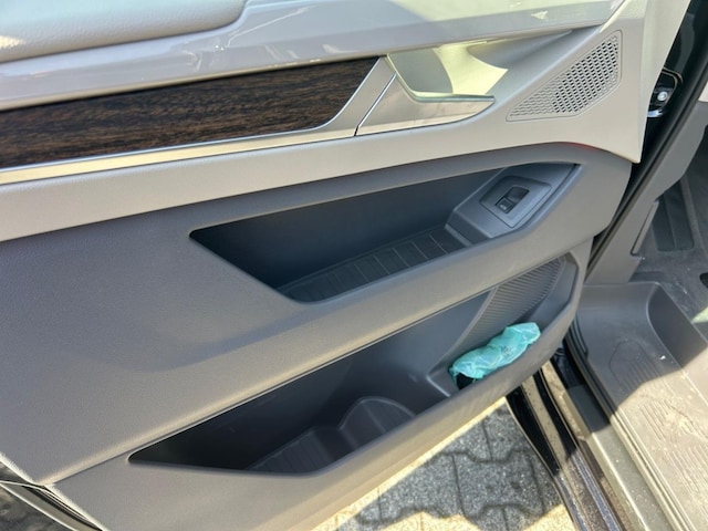 Volkswagen Multivan 2.0 TDI Lang Style T7