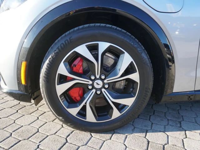 Ford Mustang Mach-E AWD Extended range