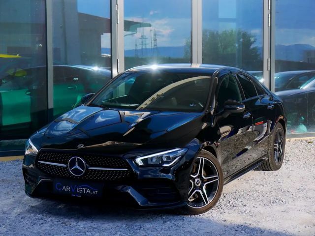 Mercedes-Benz CLA 200 AMG Line Coupé