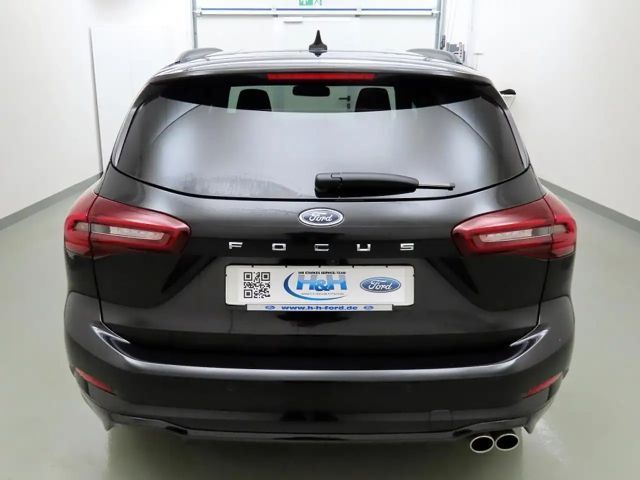 Ford Focus ST Line Wagon
