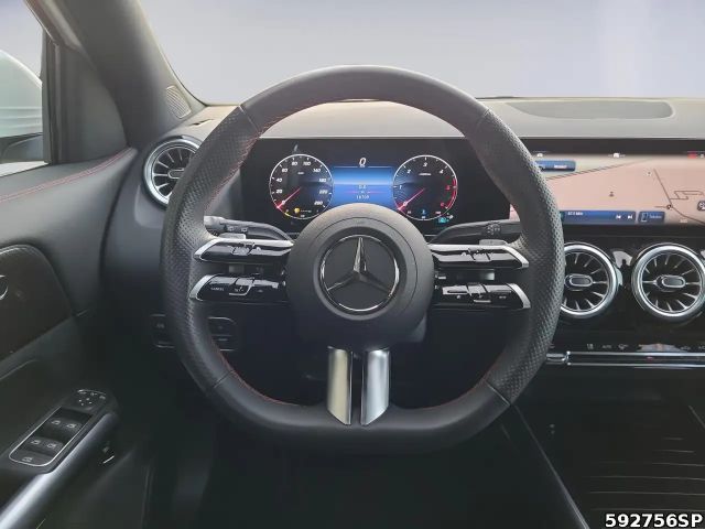 Mercedes-Benz GLA 220 4MATIC AMG Line GLA 220 d