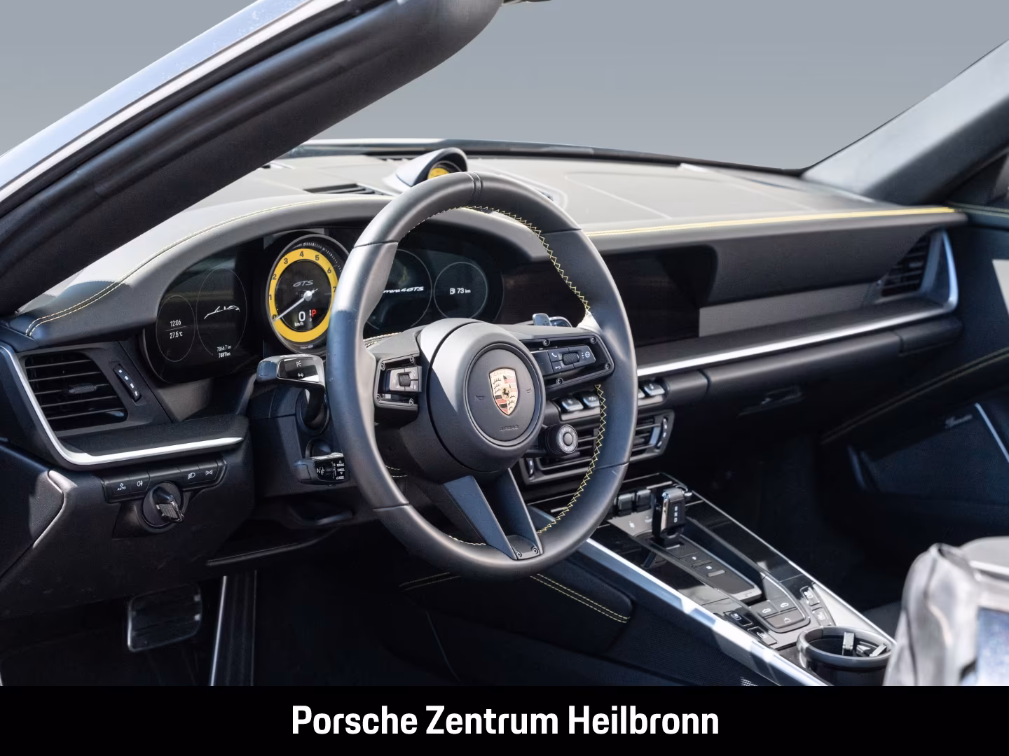 Porsche 911 4 992 Cabriolet Carrera GTS