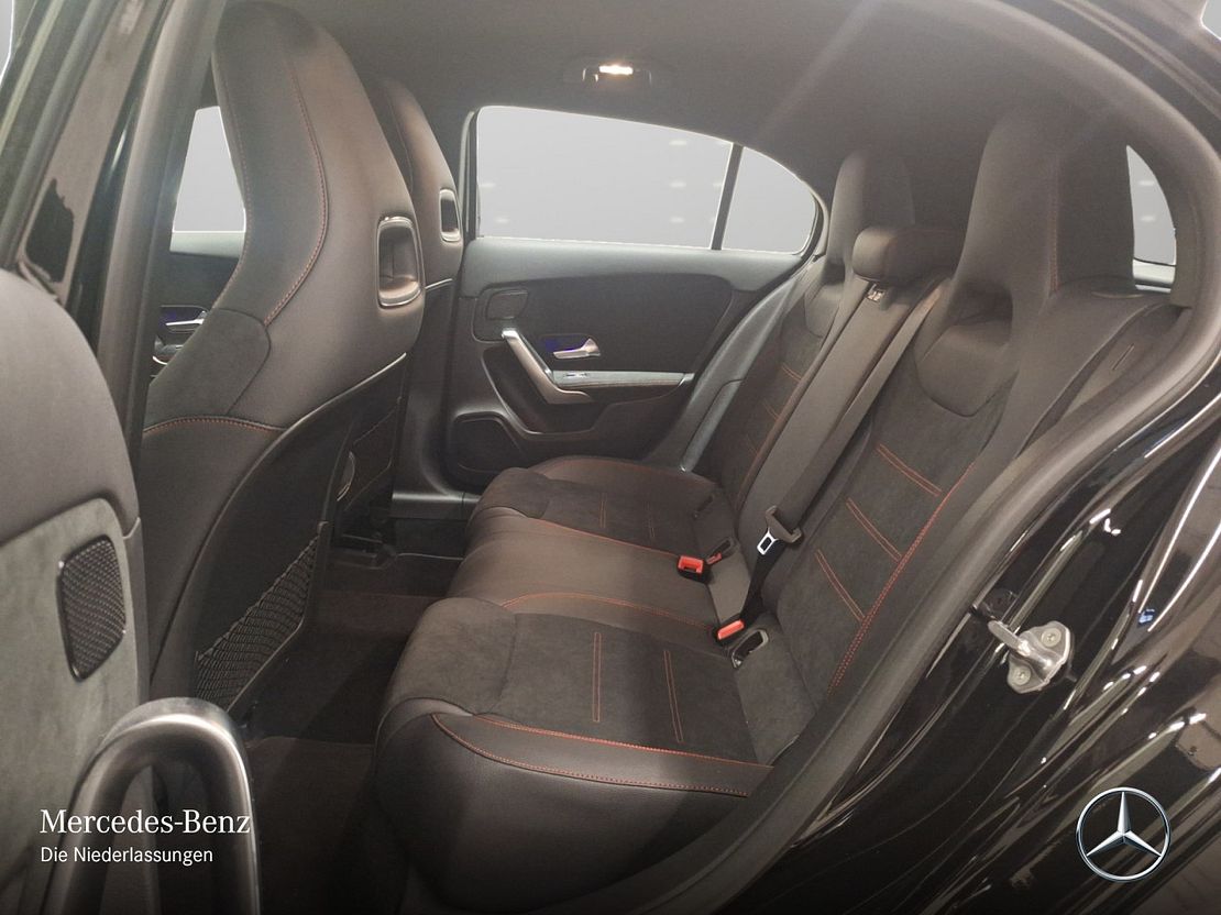 Mercedes-Benz A 250 AMG Line