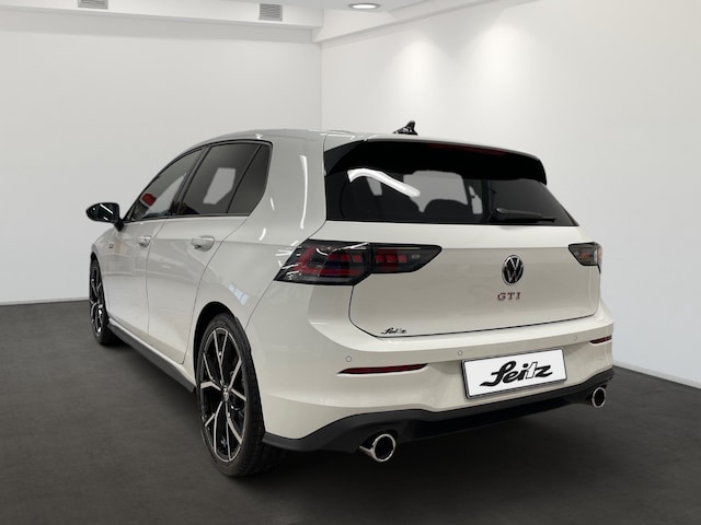 Volkswagen Golf 2.0 TSI Golf VIII