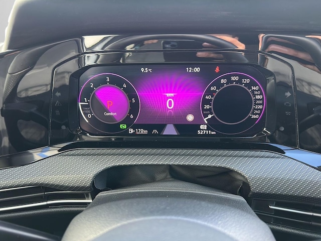 Volkswagen Golf 2.0 TDI DSG Golf VIII R-Line