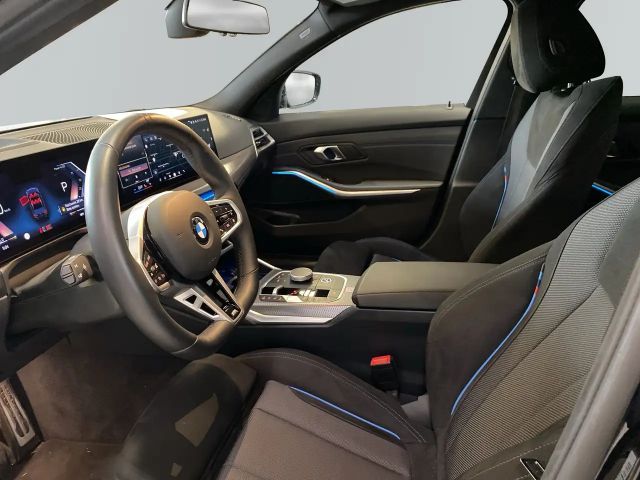 BMW 320 320i M-Sport Touring