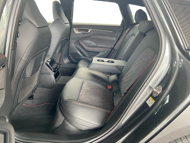 Audi A6 e-tron Avant Quattro