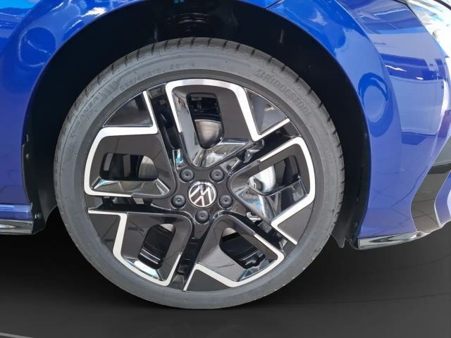 Volkswagen Golf DSG R-Line