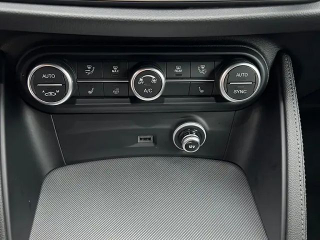 Alfa Romeo Stelvio Q4 Veloce