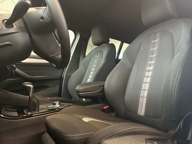 BMW X2 Coupé xDrive25e