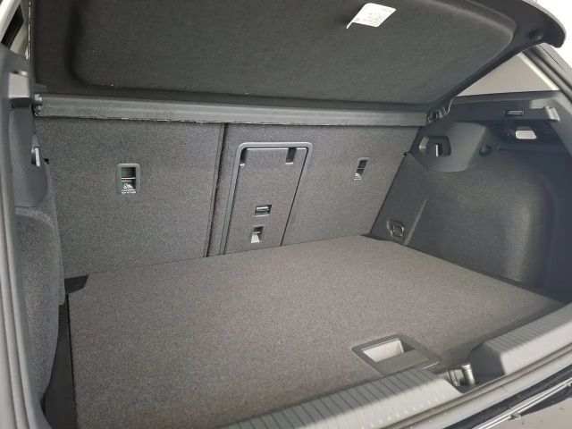 Volkswagen Golf Rabbit TSI